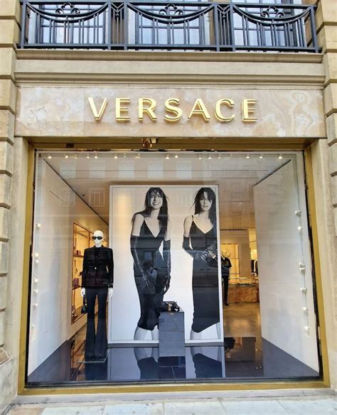 versace wormland|Versace shops near me.